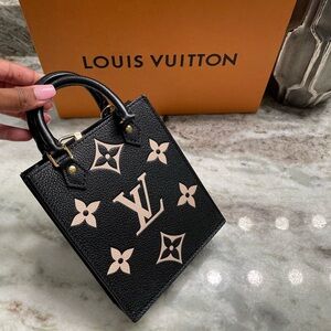 100% AUTHENTIC Louis Vuitton Mini Handbag